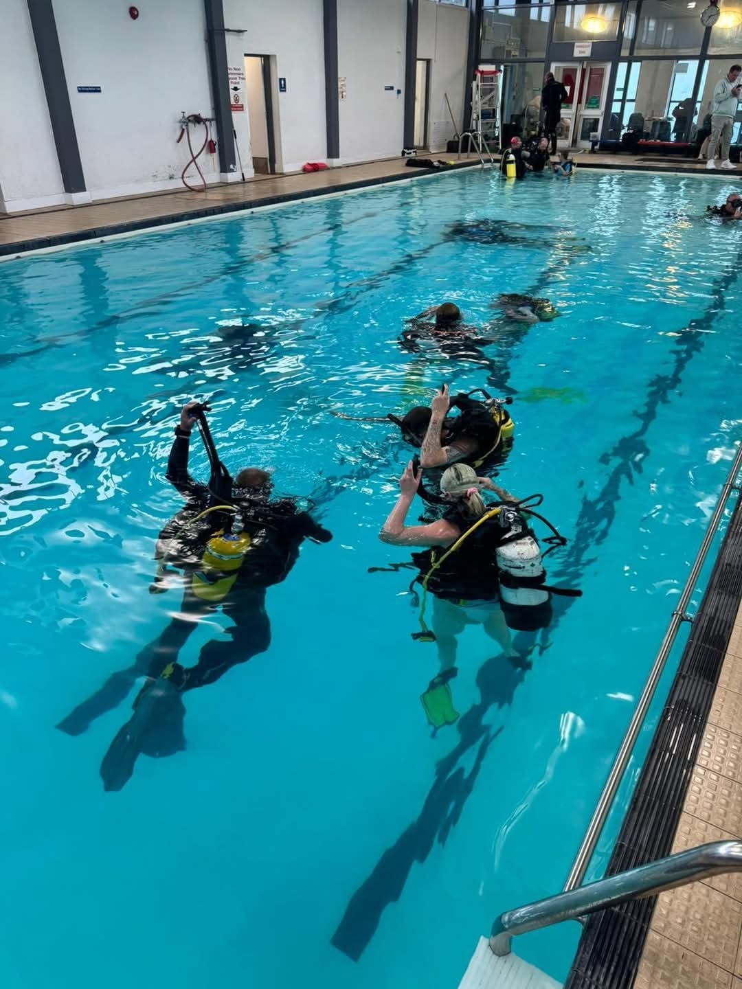 Try Dive Students